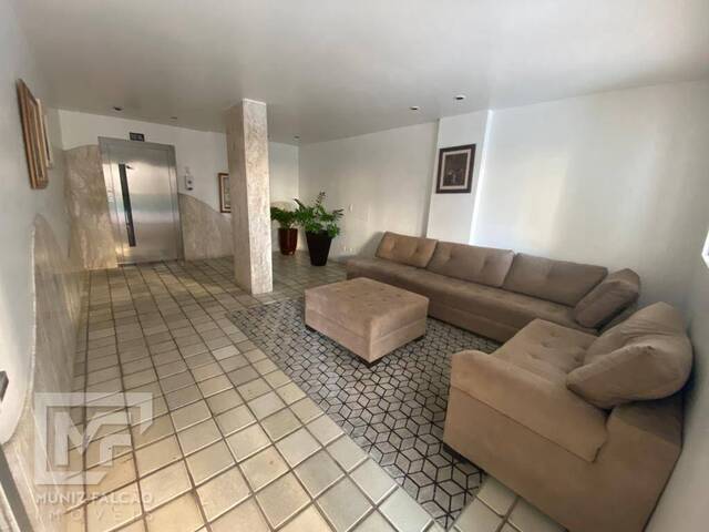 Apartamento para Venda em Maceió - 2