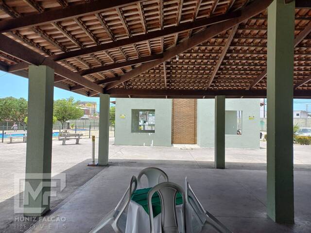 Apartamento para Venda em Maceió - 2