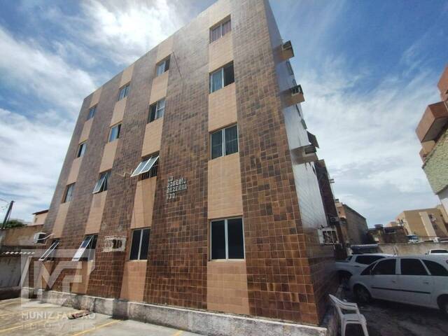 Apartamento para Venda em Maceió - 2