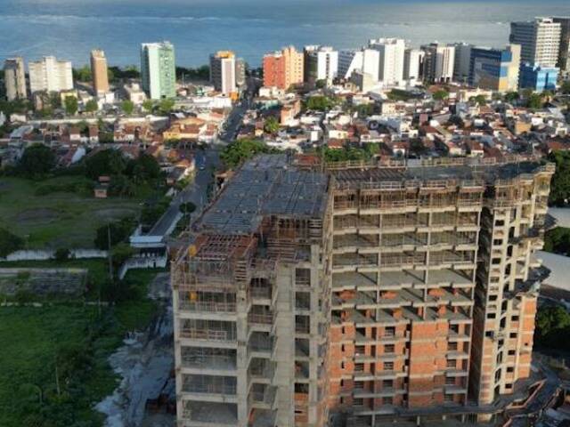 Apartamento para Venda em Maceió - 2