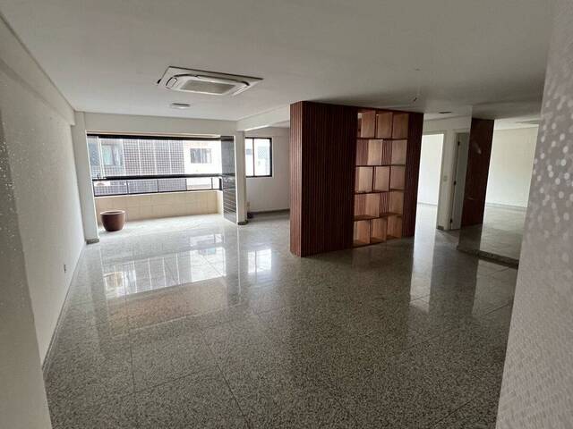 Apartamento para Venda em Maceió - 3