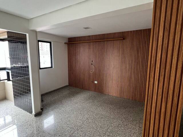 Apartamento para Venda em Maceió - 4