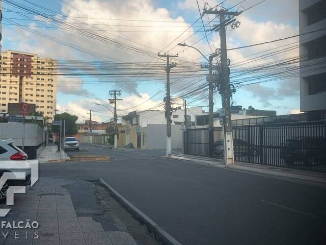 #630 - Casa para Venda em Maceió - AL - 2