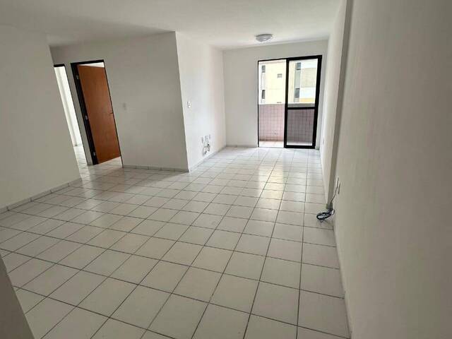 #651 - Apartamento para Venda em Maceió - AL - 2