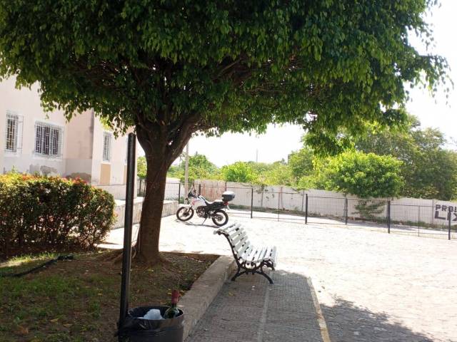 #677 - Apartamento para Venda em Maceió - AL - 2