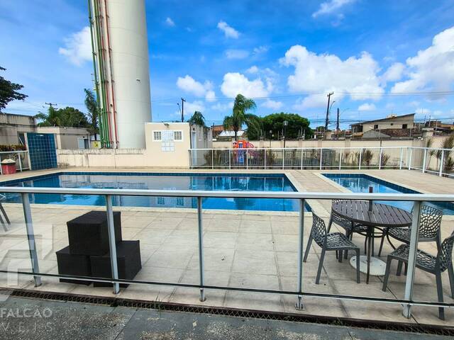 Piscina 01